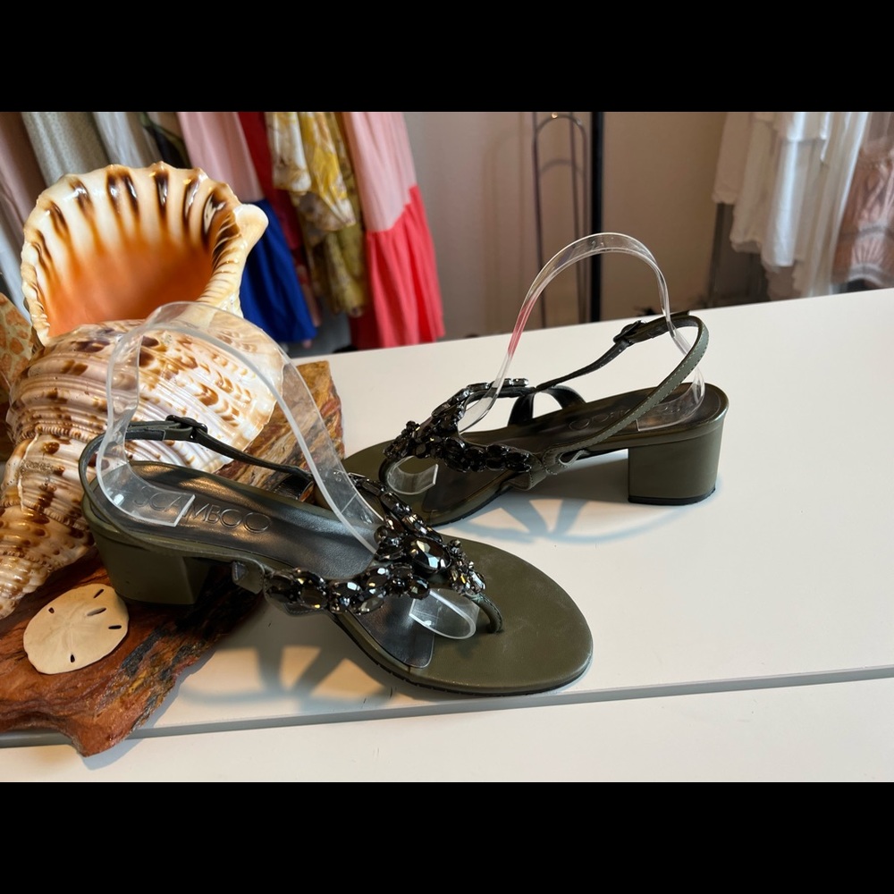 We Authenticate Brazilian sandal